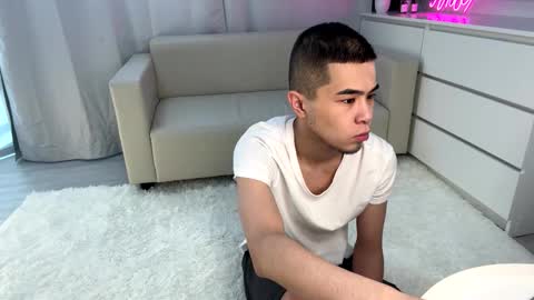 Emmy online show from February 2025 09:04:01 AM