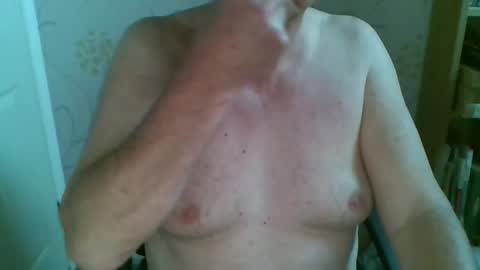 suffolkboy4 online show from April 2026 06:57:02 PM