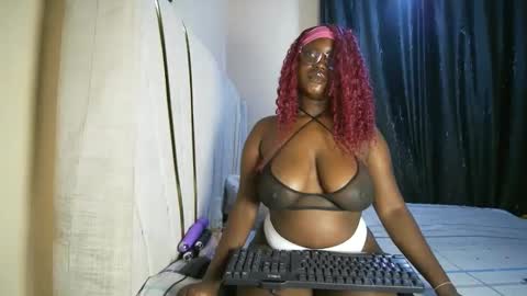 Snapshot of sugara_spicexo chatting on April 2026 06:27:01 AM Ss online show from April 2026 06:27:01 AM