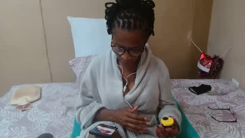 Snapshot of sugarpoppy24xxx chatting on June 2026 04:31:01 PM sugarpoppy24xxx online show from June 2026 04:31:01 PM