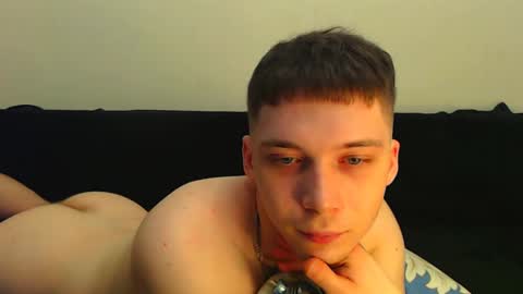 Snapshot of sugarrebit chatting on January 2025 10:46:02 PM Sugarbutter  online show from January 2025 10:46:02 PM