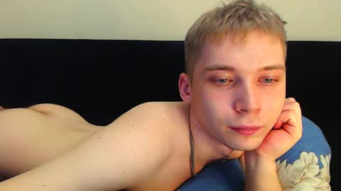 Snapshot of sugarrebit chatting on February 2025 11:02:02 PM Sugarbutter  online show from February 2025 11:02:02 PM