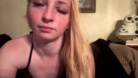 sugarrushxoxo online show from February 2026 05:00:02 AM