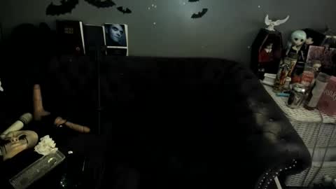 Sugary online show from October 2025 10:11:01 PM