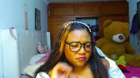 Snapshot of suggarbaby1 chatting on February 2025 09:11:02 AM Cami Back in 2 hours online show from February 2025 09:11:02 AM