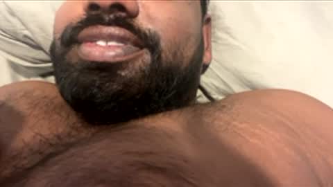 Snapshot of suggnight chatting on January 2026 06:54:01 PM Let me be your knight that saves you online show from January 2026 06:54:01 PM