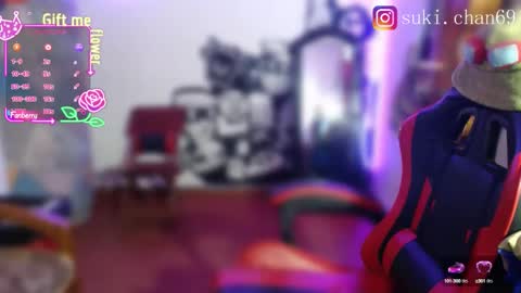 Snapshot of sukichan_ chatting on September 2025 08:30:01 PM Sukylee online show from September 2025 08:30:01 PM