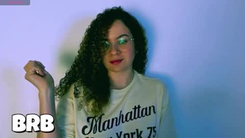 Snapshot of sultrysecrets_ chatting on February 2026 07:43:01 PM Ann online show from February 2026 07:43:01 PM