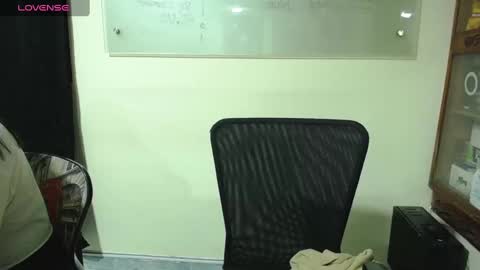 summer_girls01 online show from January 2025 12:57:02 AM