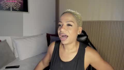 Summer online show from November 2025 12:33:02 PM