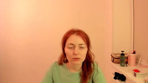 Summer Preston online show from November 2025 03:44:02 PM