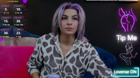 Snapshot of summer_quinn_ chatting on February 2025 05:16:01 AM Deea online show from February 2025 05:16:01 AM