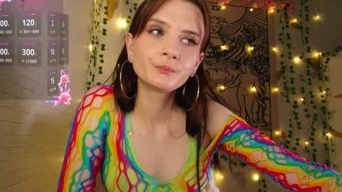 summerhazee online show from December 2024 12:17:01 AM