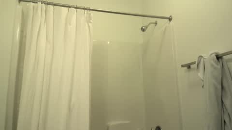 Sum online show from November 2025 02:01:01 AM