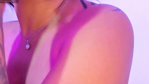 Snapshot of sun__03 chatting on November 2025 11:43:01 AM sun online show from November 2025 11:43:01 AM