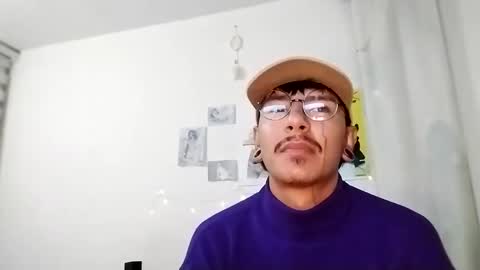 Snapshot of sun_apolo chatting on December 2024 01:42:01 AM sun_apolo online show from December 2024 01:42:01 AM