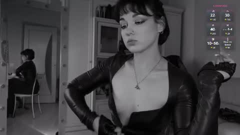 Miss Nelly online show from August 2026 05:37:02 PM