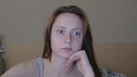 Snapshot of sun_sparkle chatting on June 2026 11:14:01 AM Olivia online show from June 2026 11:14:01 AM
