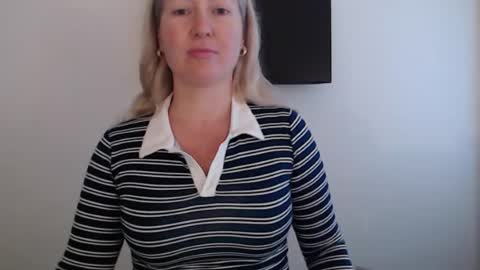 Snapshot of sunbrilliant chatting on July 2026 07:54:01 PM sunbrilliant online show from July 2026 07:54:01 PM