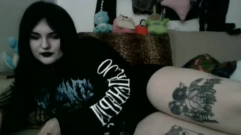 sundaygoth online show from July 2026 03:29:02 PM