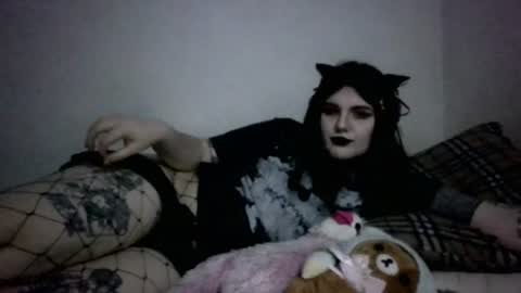 sundaygoth online show from July 2026 08:33:02 PM