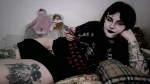 sundaygoth online show from July 2026 06:07:02 PM