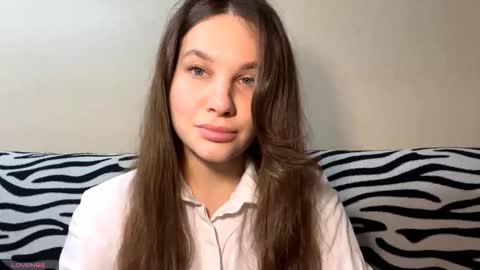 Snapshot of sunnigoethe chatting on December 2025 02:27:01 AM Luna online show from December 2025 02:27:01 AM