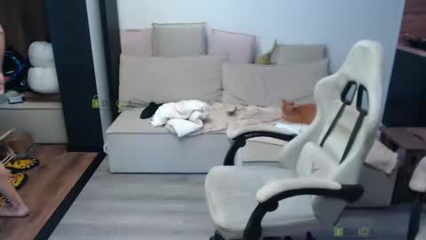 Alice and Sergey online show from February 2026 08:09:01 AM