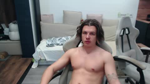 Snapshot of sunny1girl chatting on May 2026 04:07:02 AM Alice and Sergey online show from May 2026 04:07:02 AM