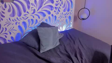 Maya online show from December 2025 06:44:01 AM