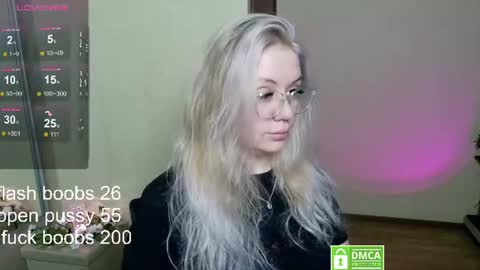 Snapshot of sunny_mood chatting on June 2026 07:46:01 PM sunny mood online show from June 2026 07:46:01 PM