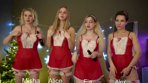 Snapshot of sunnyfia chatting on December 2024 01:40:02 AM Fia  -  TG -  Mia -  Alice -  online show from December 2024 01:40:02 AM