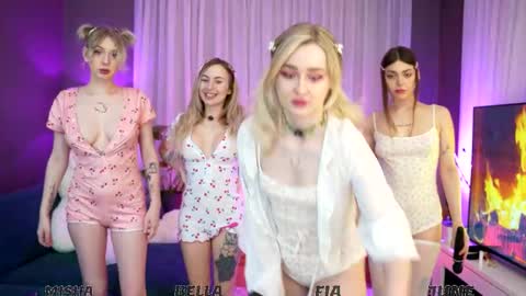 Snapshot of sunnyfia chatting on February 2025 02:19:02 AM Fia  -  TG -  Mia -  Alice -  online show from February 2025 02:19:02 AM
