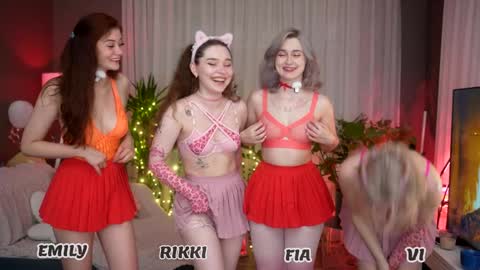 Snapshot of sunnyfia chatting on September 2025 12:01:02 AM Fia  -  TG -  Mia -  Alice -  online show from September 2025 12:01:02 AM