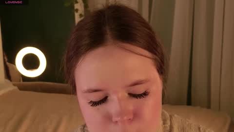 Risha online show from November 2025 05:06:02 AM