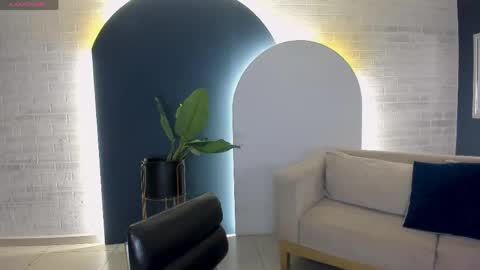 Sunny Rivers online show from April 2026 06:02:01 PM