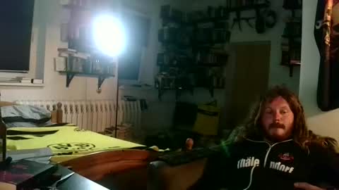 Snapshot of sunr1sa chatting on September 2025 04:25:01 AM sunr1sa online show from September 2025 04:25:01 AM