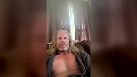 Snapshot of sunseeking1 chatting on June 2026 07:16:01 PM sunseeking1 online show from June 2026 07:16:01 PM