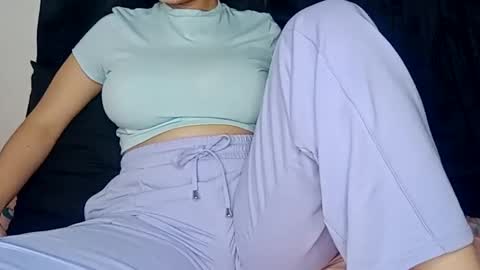 Annie online show from January 2025 01:47:01 AM