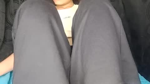 Annie online show from January 2025 01:39:01 AM