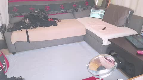 Snapshot of sunshine_sissy chatting on April 2026 08:50:02 AM Sunshine online show from April 2026 08:50:02 AM