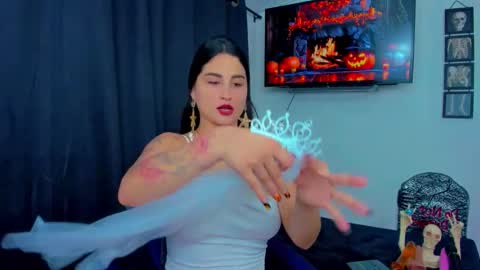 Andrea Rodriguez online show from October 2025 06:41:02 PM