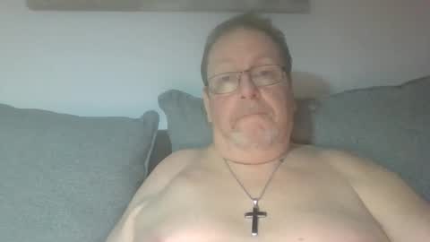 Snapshot of sunspotbaby chatting on November 2025 12:24:01 AM Sunspotbaby online show from November 2025 12:24:01 AM