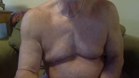 Snapshot of suntrdr077 chatting on November 2025 07:08:02 PM suntrdr077 online show from November 2025 07:08:02 PM