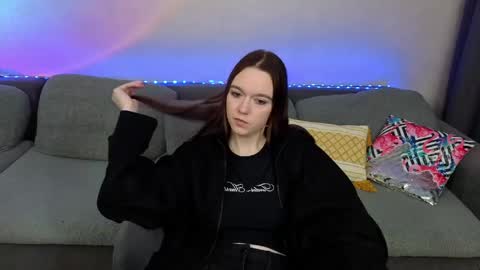 Snapshot of sunylily chatting on May 2026 07:14:02 AM Lilith online show from May 2026 07:14:02 AM