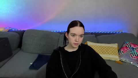 Snapshot of sunylily chatting on May 2026 06:41:01 AM Lilith online show from May 2026 06:41:01 AM