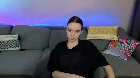 Snapshot of sunylily chatting on May 2026 06:42:02 AM Lilith online show from May 2026 06:42:02 AM