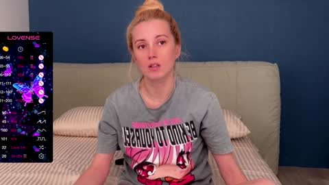 Snapshot of super_peach_stream chatting on December 2024 11:27:01 AM ANNApvt open full info in bio online show from December 2024 11:27:01 AM