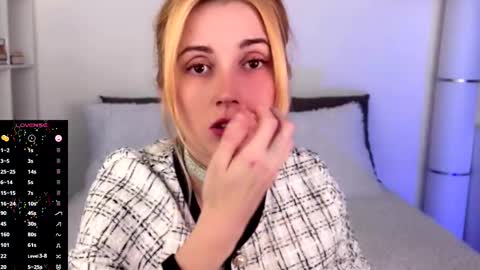 Snapshot of super_peach_stream chatting on March 2025 11:09:02 AM ANNApvt open full info in bio online show from March 2025 11:09:02 AM