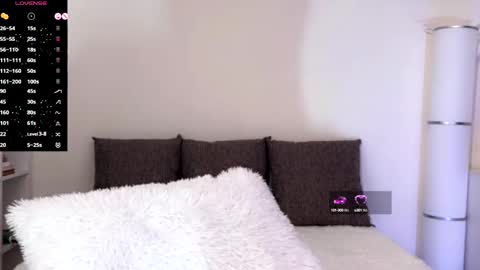 Snapshot of super_peach_stream chatting on March 2025 04:56:02 PM ANNApvt open full info in bio online show from March 2025 04:56:02 PM